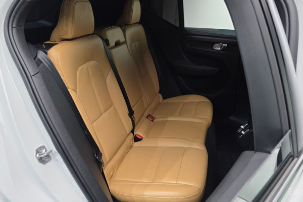 2020 Volvo XC40 с пробегом 58 754 км