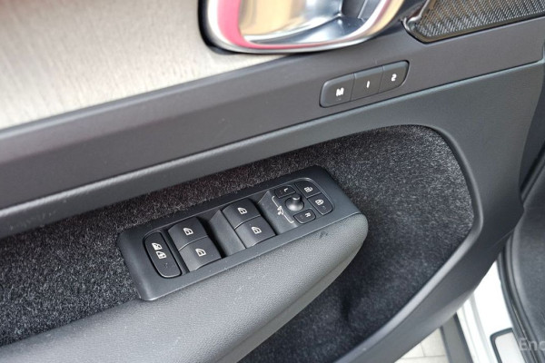 2019 Volvo XC40 с пробегом 16 206 км