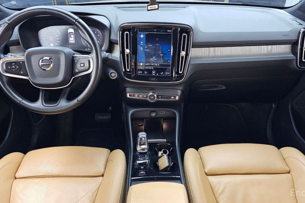 2019 Volvo XC40 с пробегом 150 521 км