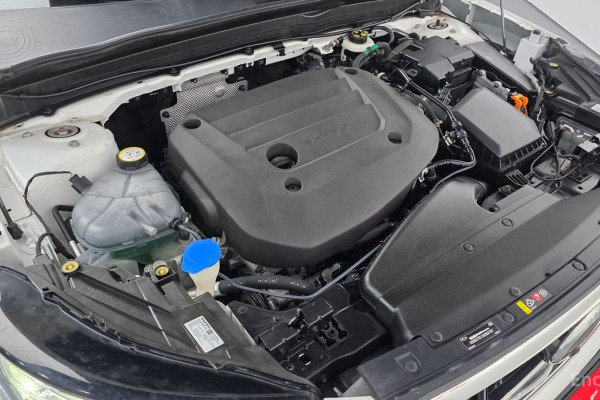 2023 Volvo XC40 с пробегом 72 953 км