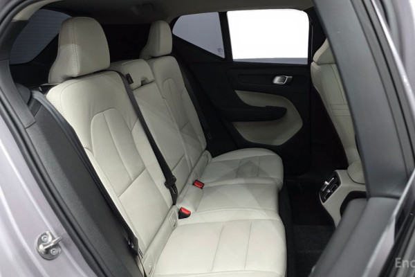 2026 Volvo XC40 с пробегом 1 973 км