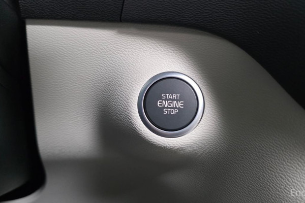 2026 Volvo XC40 с пробегом 1 973 км