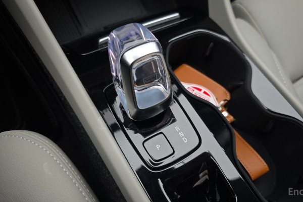 2024 Volvo XC40 с пробегом 16 118 км