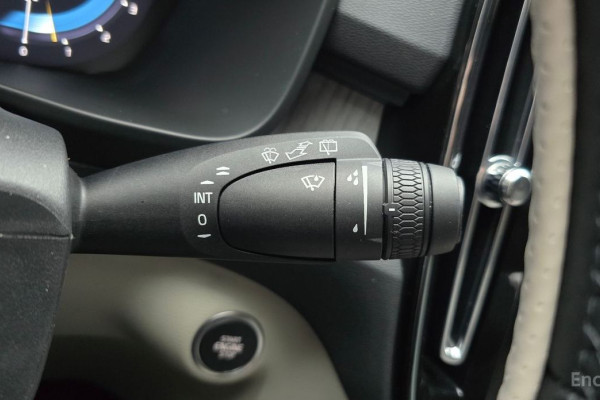 2024 Volvo XC40 с пробегом 16 118 км