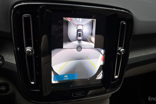 2024 Volvo XC40 с пробегом 16 118 км