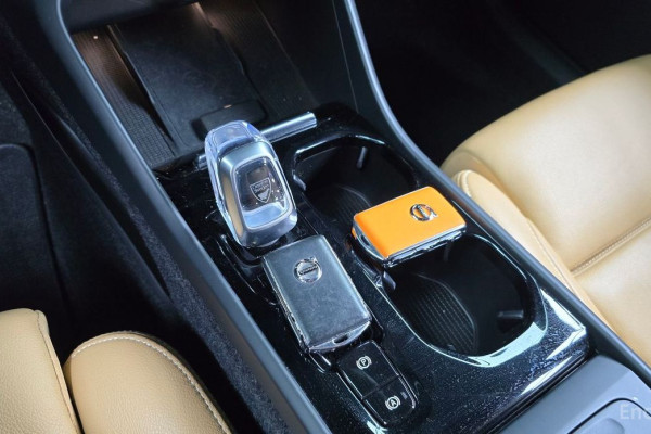 2021 Volvo XC40 с пробегом 29 419 км