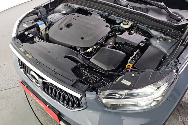 2022 Volvo XC40 с пробегом 75 519 км