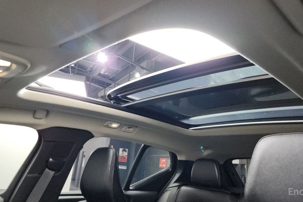 2023 Volvo XC40 с пробегом 21 905 км