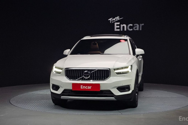 2021 Volvo XC40 с пробегом 84 330 км