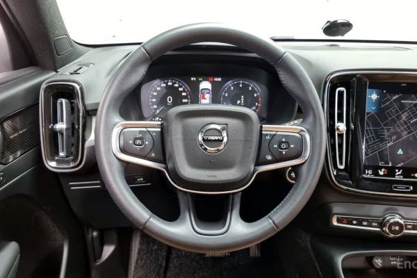 2021 Volvo XC40 с пробегом 54 224 км