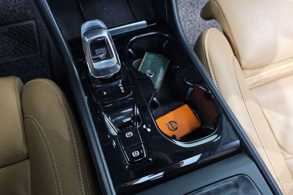 2022 Volvo XC40 с пробегом 118 700 км