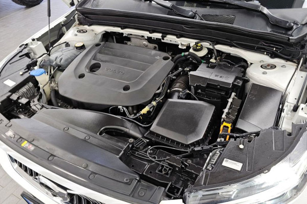 2021 Volvo XC40 с пробегом 73 855 км