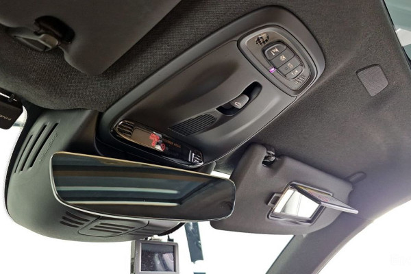 2021 Volvo XC40 с пробегом 73 855 км