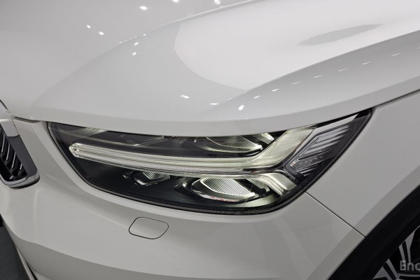 2019 Volvo XC40 с пробегом 49 950 км