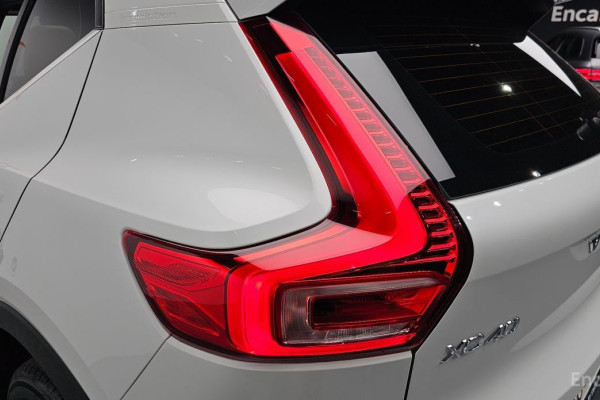 2019 Volvo XC40 с пробегом 49 950 км