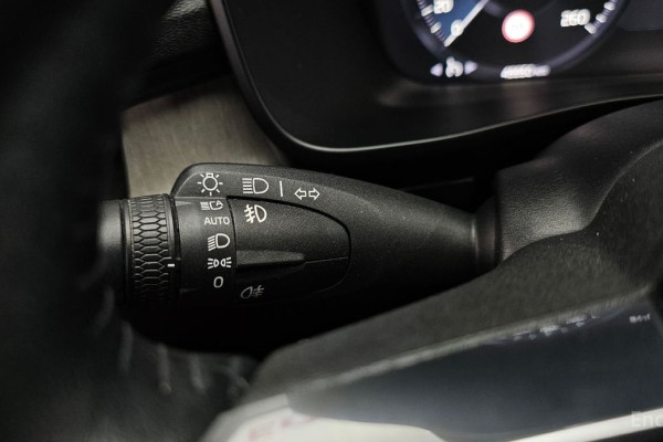 2019 Volvo XC40 с пробегом 49 950 км