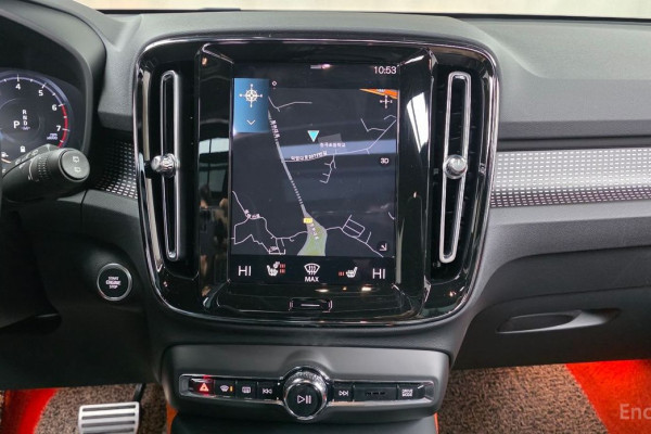 2021 Volvo XC40 с пробегом 23 125 км