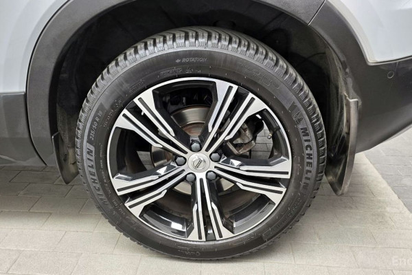 2022 Volvo XC40 с пробегом 31 720 км