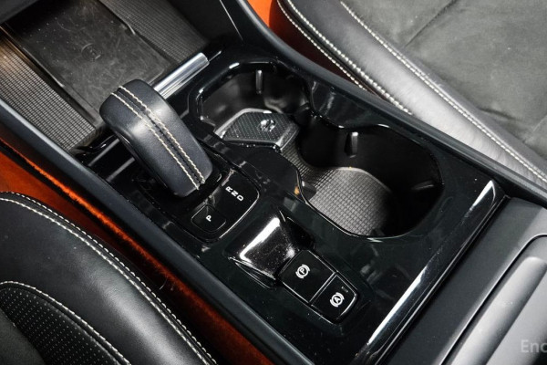 2019 Volvo XC40 с пробегом 44 733 км