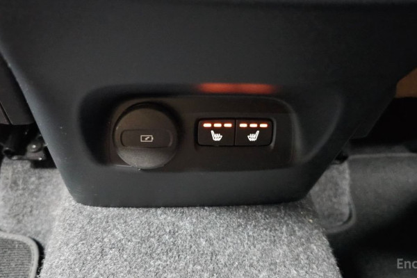 2021 Volvo XC40 с пробегом 25 669 км