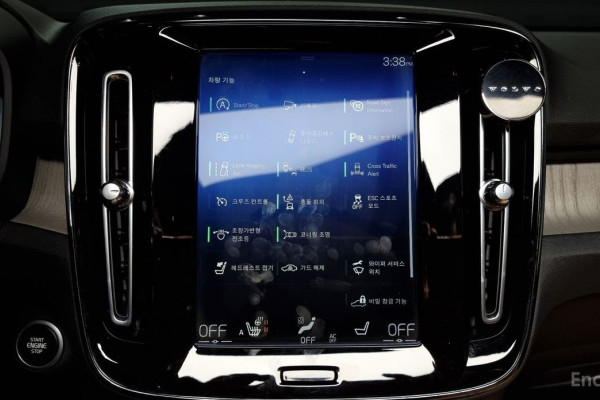 2019 Volvo XC40 с пробегом 66 568 км