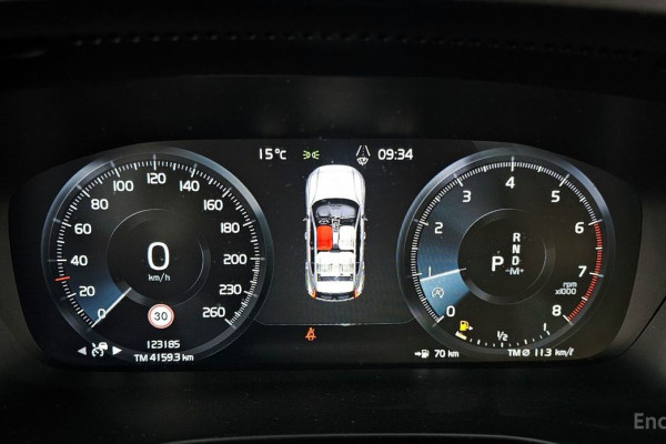 2019 Volvo XC40 с пробегом 123 185 км