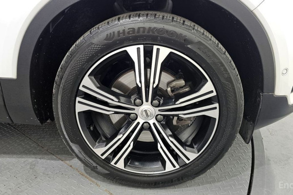 2019 Volvo XC40 с пробегом 123 185 км