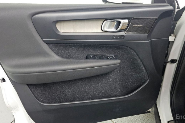 2019 Volvo XC40 с пробегом 123 185 км