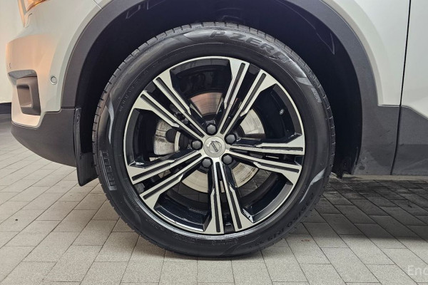 2019 Volvo XC40 с пробегом 16 206 км