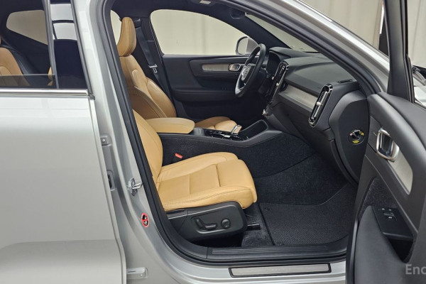 2019 Volvo XC40 с пробегом 16 206 км