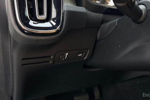 2019 Volvo XC40 с пробегом 150 521 км