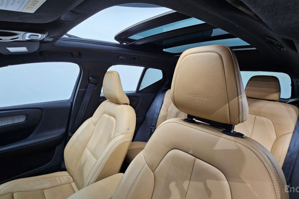 2019 Volvo XC40 с пробегом 150 521 км