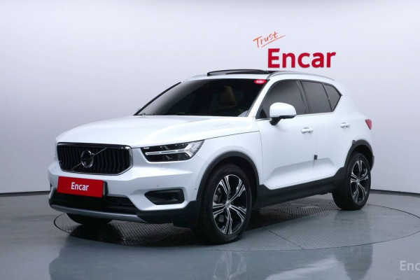 2021 Volvo XC40 с пробегом 51 721 км