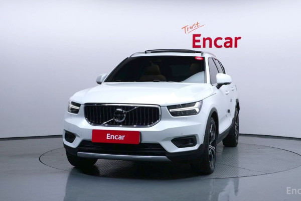 2021 Volvo XC40 с пробегом 51 721 км