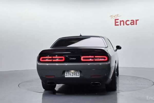 2019 Dodge Challenger с пробегом 27 442 км