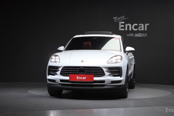 2021 Porsche Macan с пробегом 47 932 км
