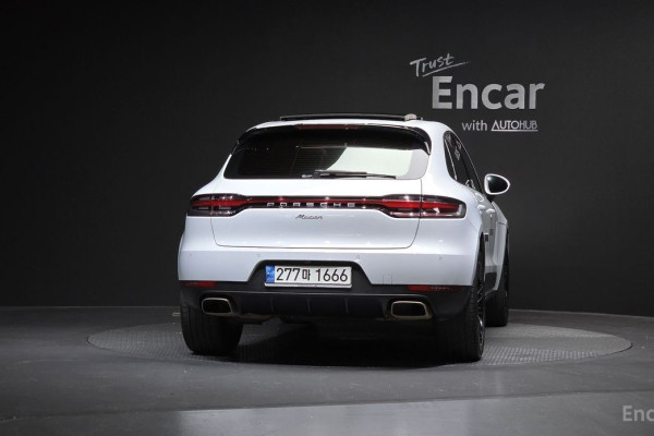 2021 Porsche Macan с пробегом 47 932 км