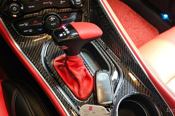 2017 Dodge Challenger с пробегом 70 602 км