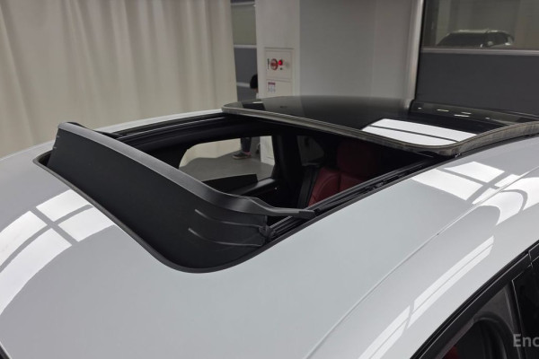 2021 Porsche Macan с пробегом 47 932 км