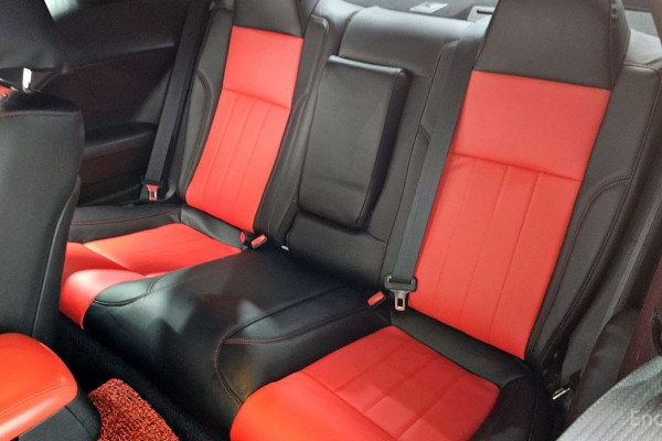 2017 Dodge Challenger с пробегом 70 602 км