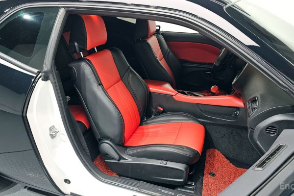 2017 Dodge Challenger с пробегом 70 602 км