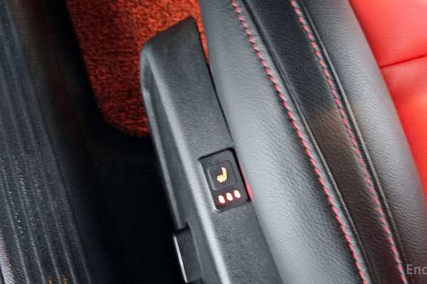 2017 Dodge Challenger с пробегом 70 602 км