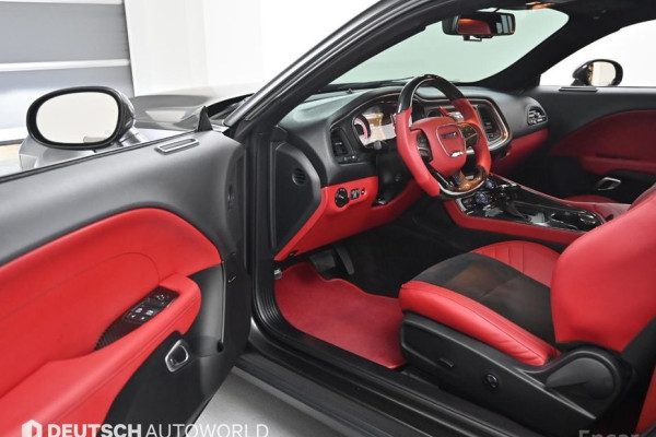 2018 Dodge Challenger с пробегом 34 750 км
