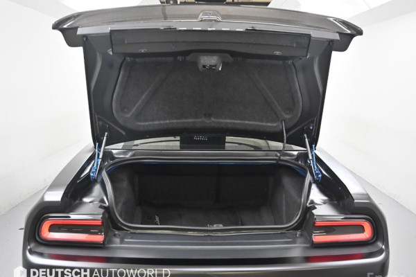 2018 Dodge Challenger с пробегом 34 750 км