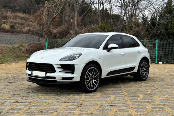 2021 Porsche Macan с пробегом 22 500 км