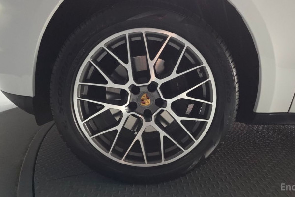 2018 Porsche Macan с пробегом 55 394 км