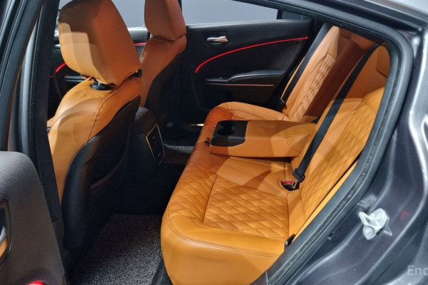 2018 Dodge Charger с пробегом 65 434 км