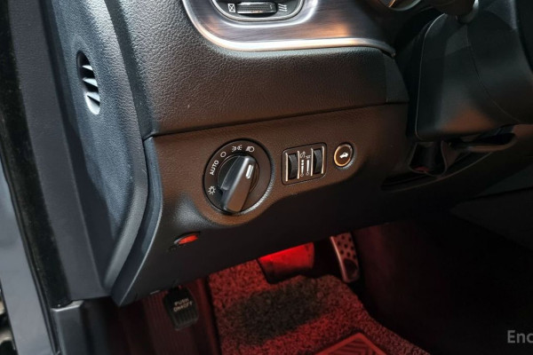 2018 Dodge Charger с пробегом 65 434 км