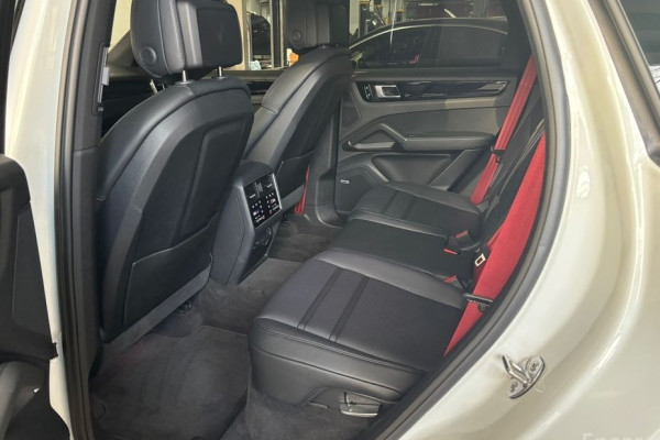 2019 Porsche Cayenne с пробегом 48 550 км