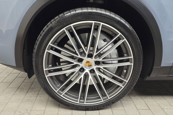 2020 Porsche Cayenne с пробегом 20 296 км